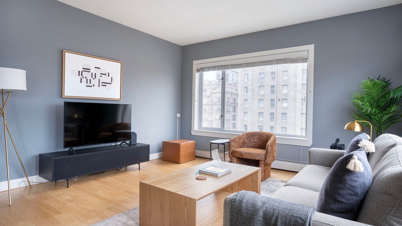 Photo of Livingroom in Lower Nob Hill