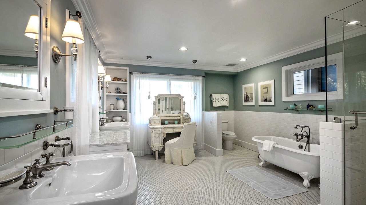 Photo of Bathroom in Carpinteria
