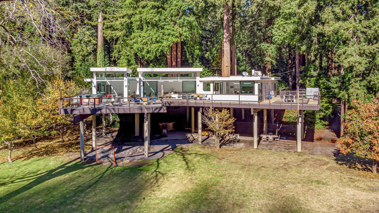 Photo of Patio Balcony in Northwood