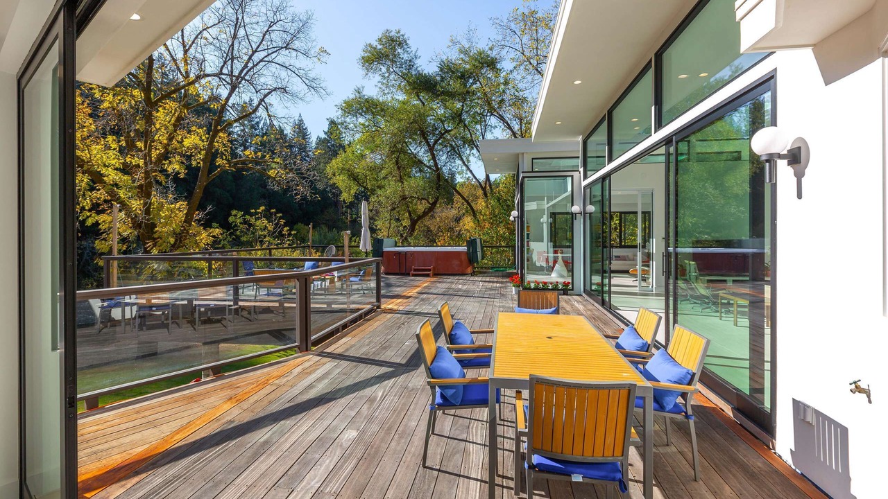 Photo of Outdoor in Northwood
