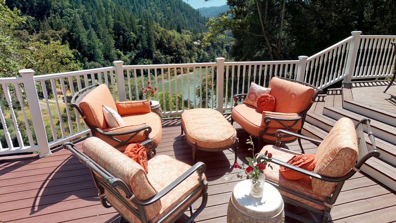 Photo of Patio Balcony in Salyer