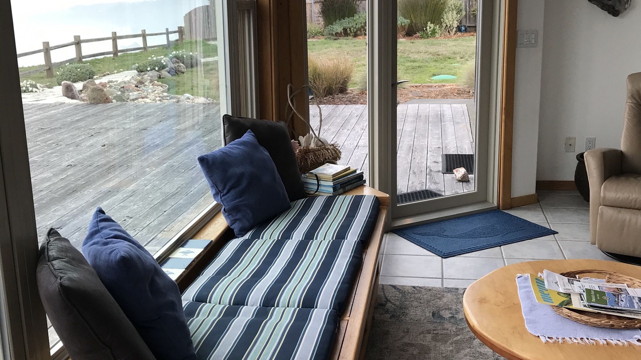 Photo of Livingroom in Westhaven-Moonstone