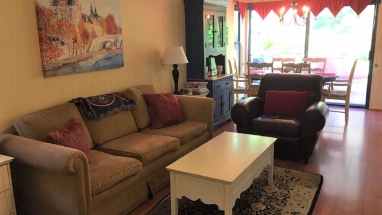 Photo of Livingroom in Canyon Country