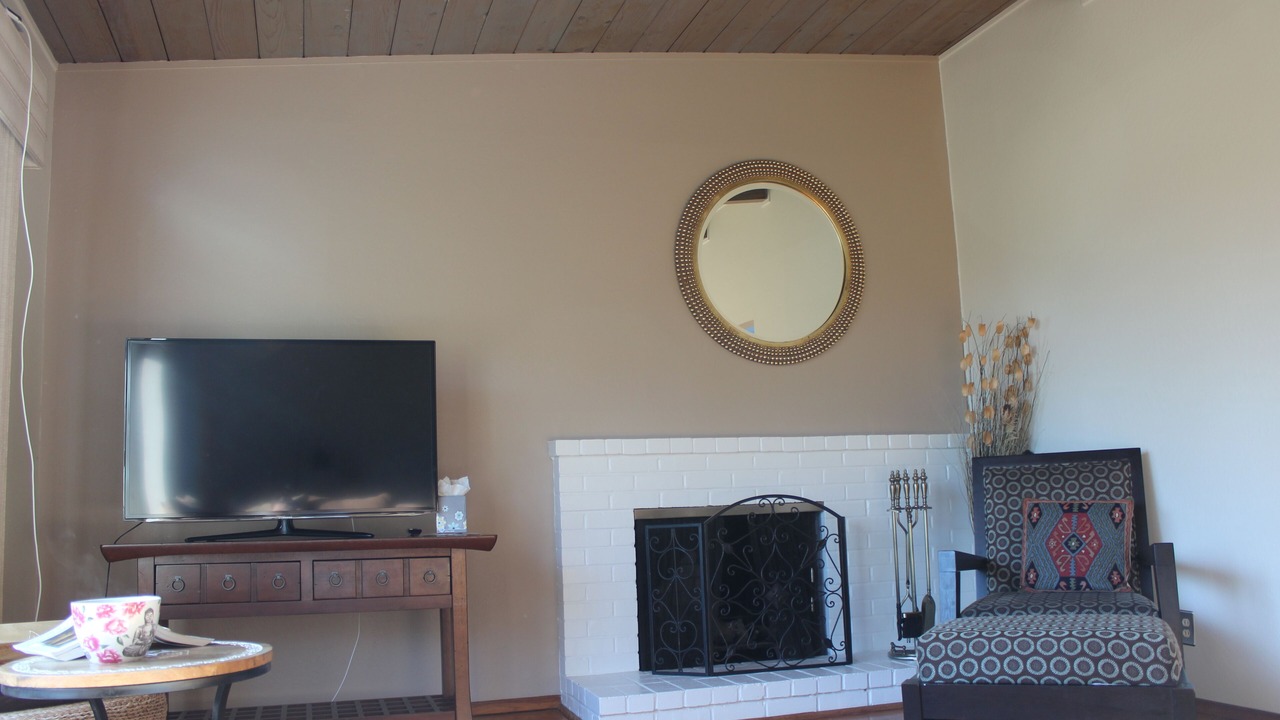 Photo of Livingroom in East Richmond Heights