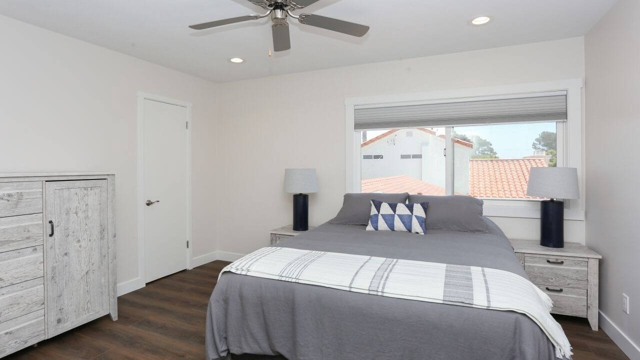 Photo of Bedroom in Crown Point