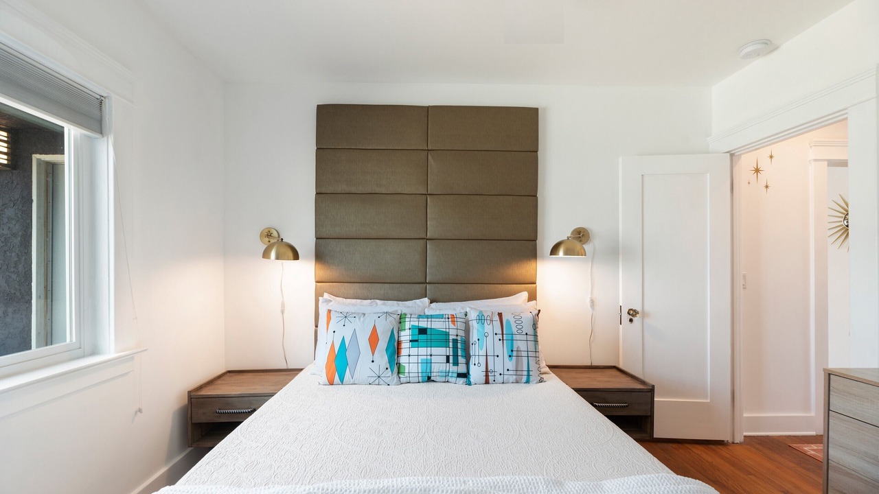Photo of Bedroom in Altadena