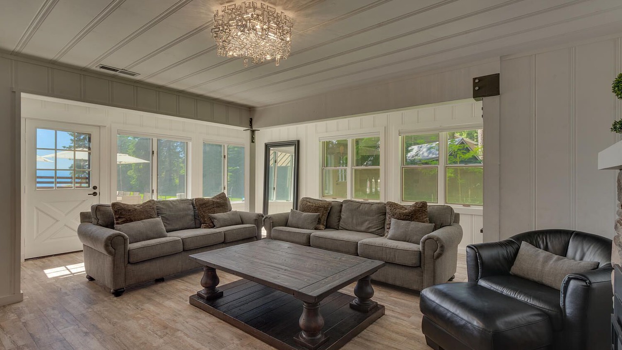 Photo of Livingroom in Tahoe Pines