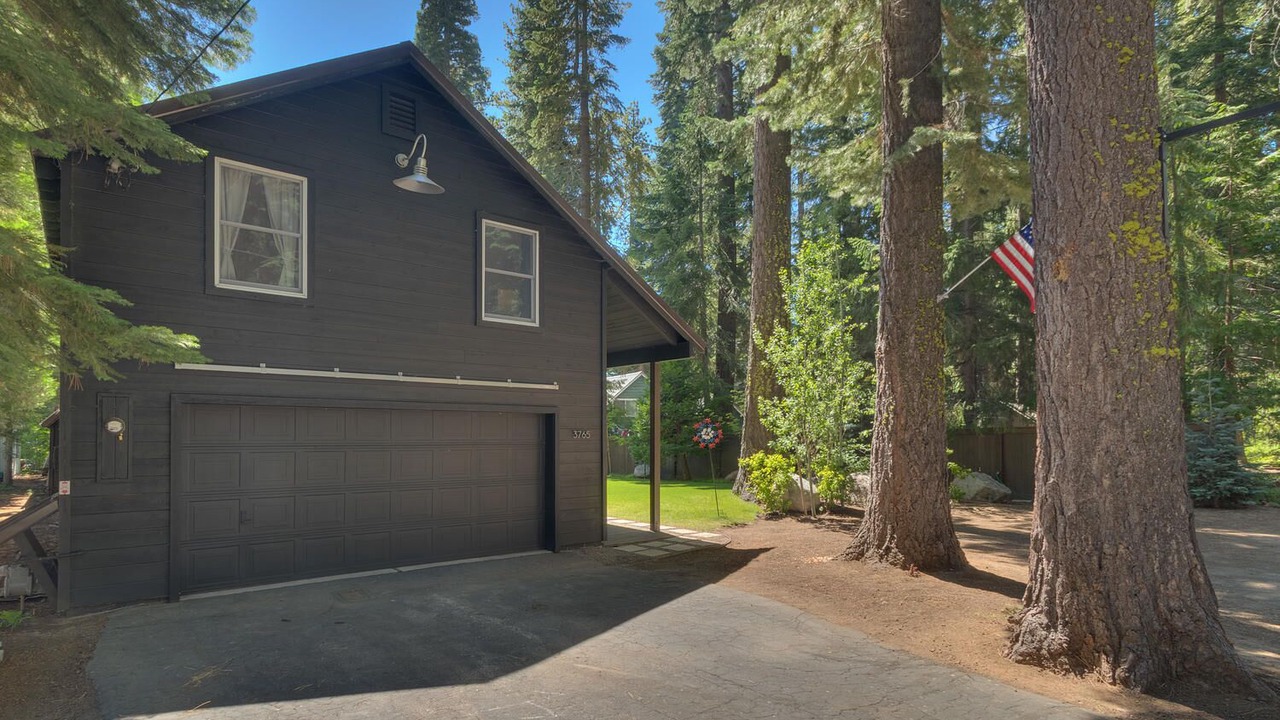 Photo of Outdoor in Tahoe Pines