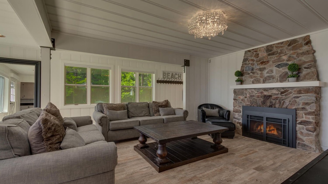 Photo of Livingroom in Tahoe Pines