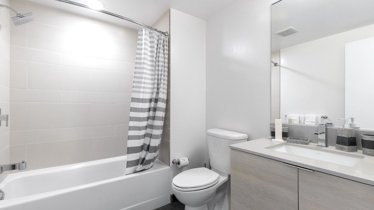 Photo of Bathroom in Rincon Hill