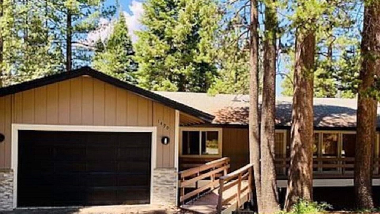 Photo of Outdoor in Country Club Estates