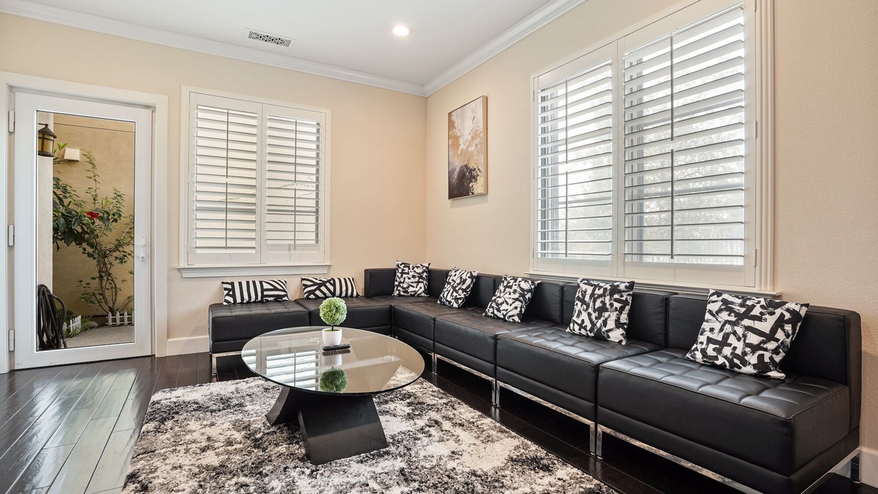 Photo of Livingroom in Fremont