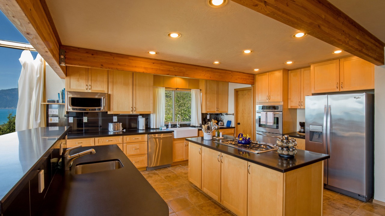 Photo of Kitchen in Shelter Cove
