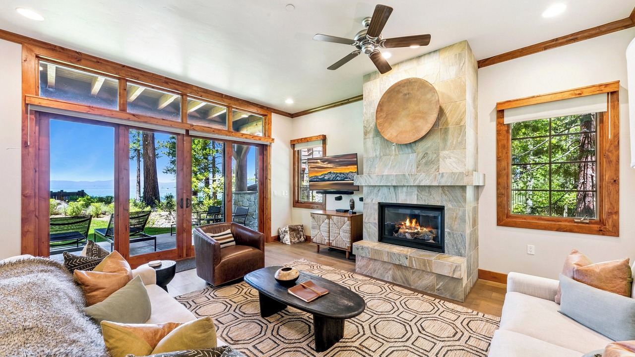 Photo of Livingroom in Sierra Shores