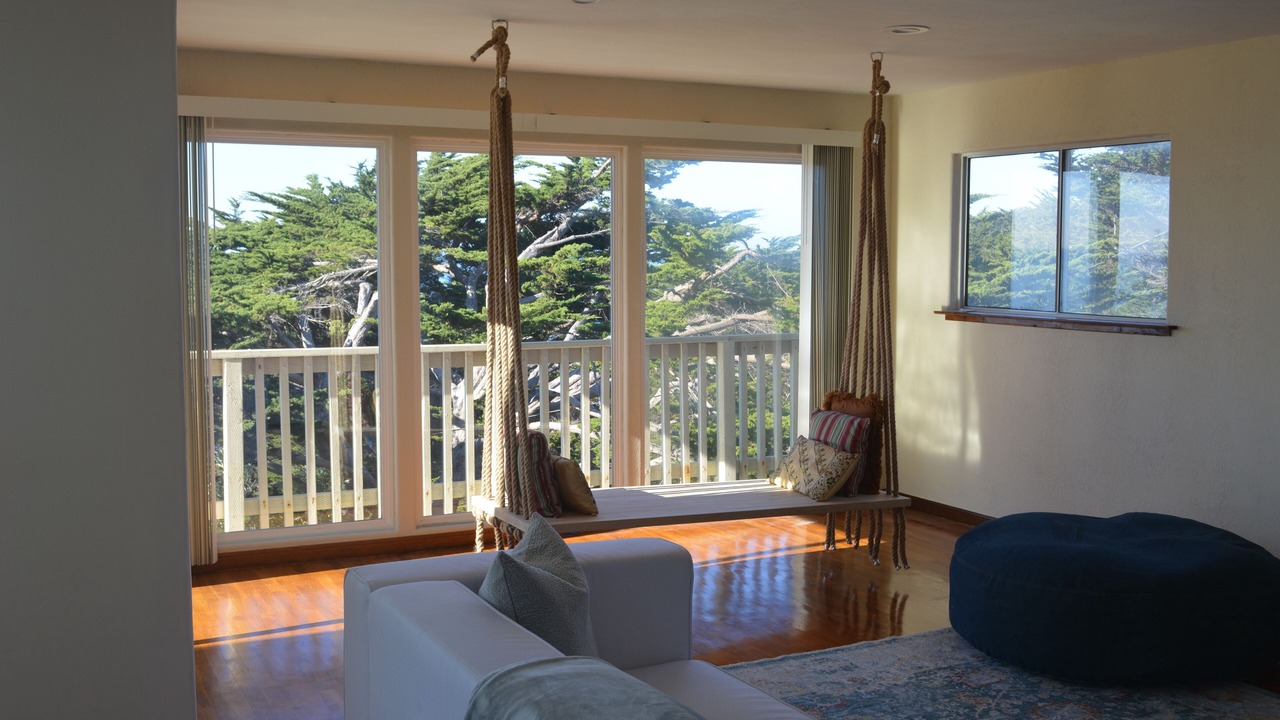 Photo of Bedroom in Moss Beach