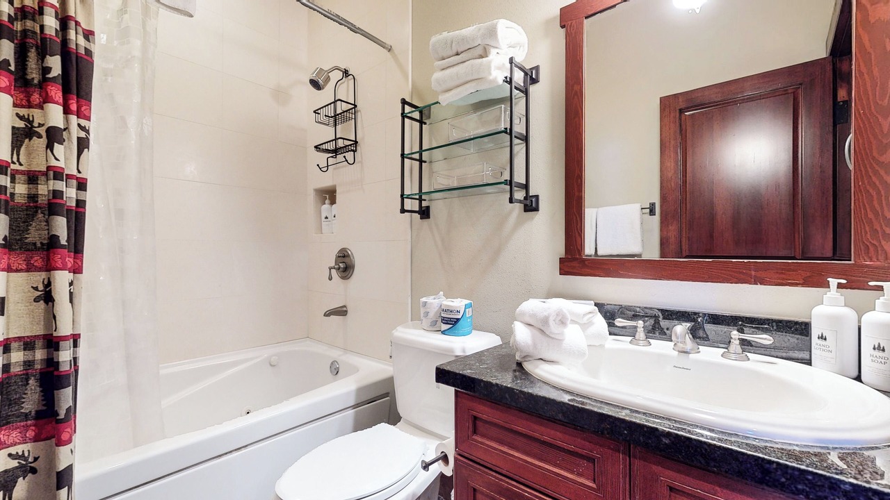 Photo of Bathroom in Mammoth Lakes