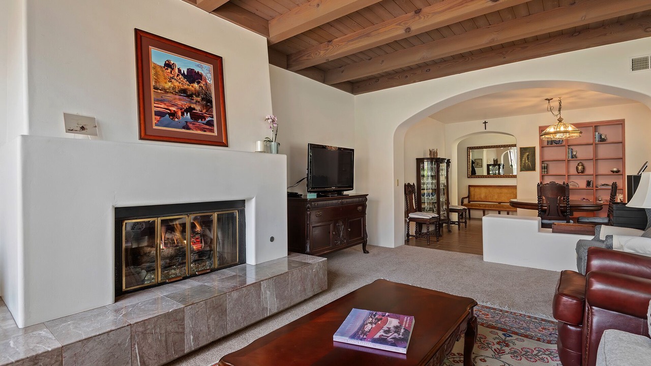 Photo of Livingroom in Laguna