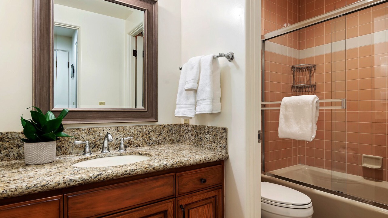 Photo of Bathroom in Laguna