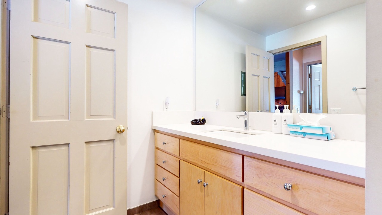 Photo of Bathroom in Mammoth Lakes