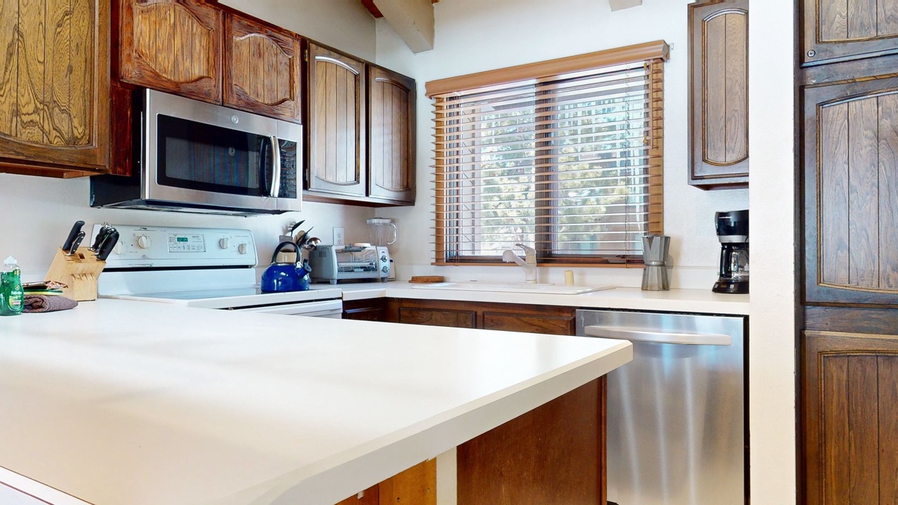 Photo of Kitchen in Mammoth Lakes