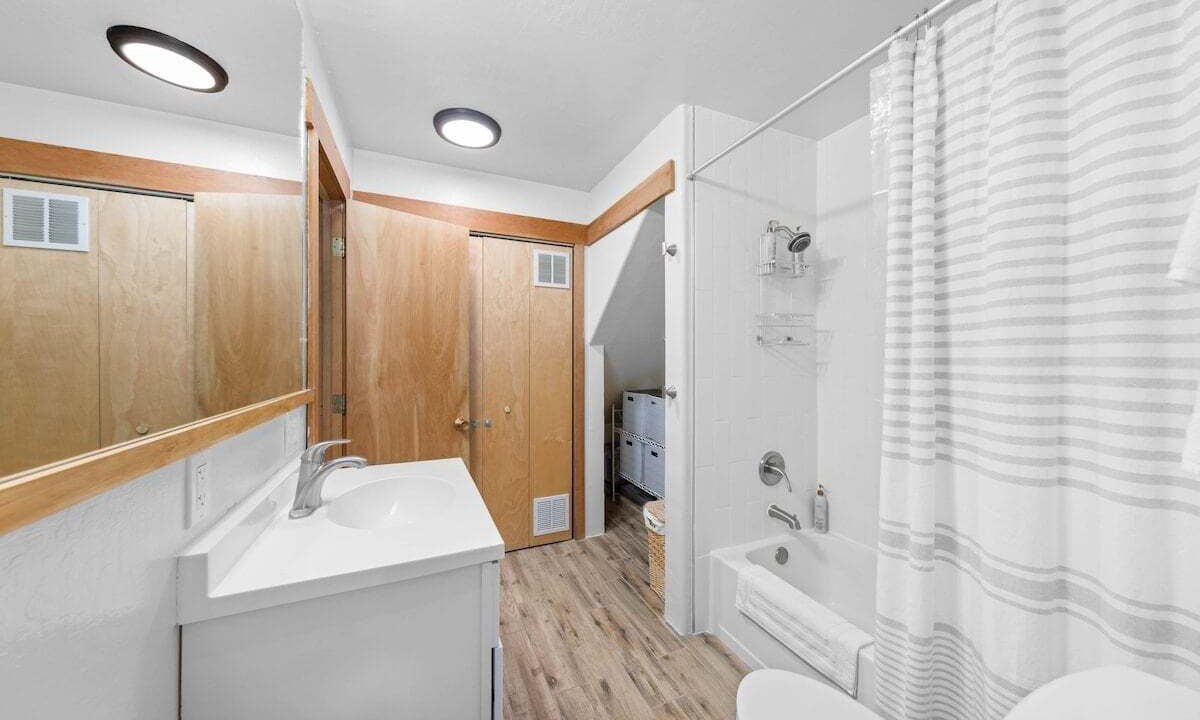 Photo of Bathroom in Tahoe Woods
