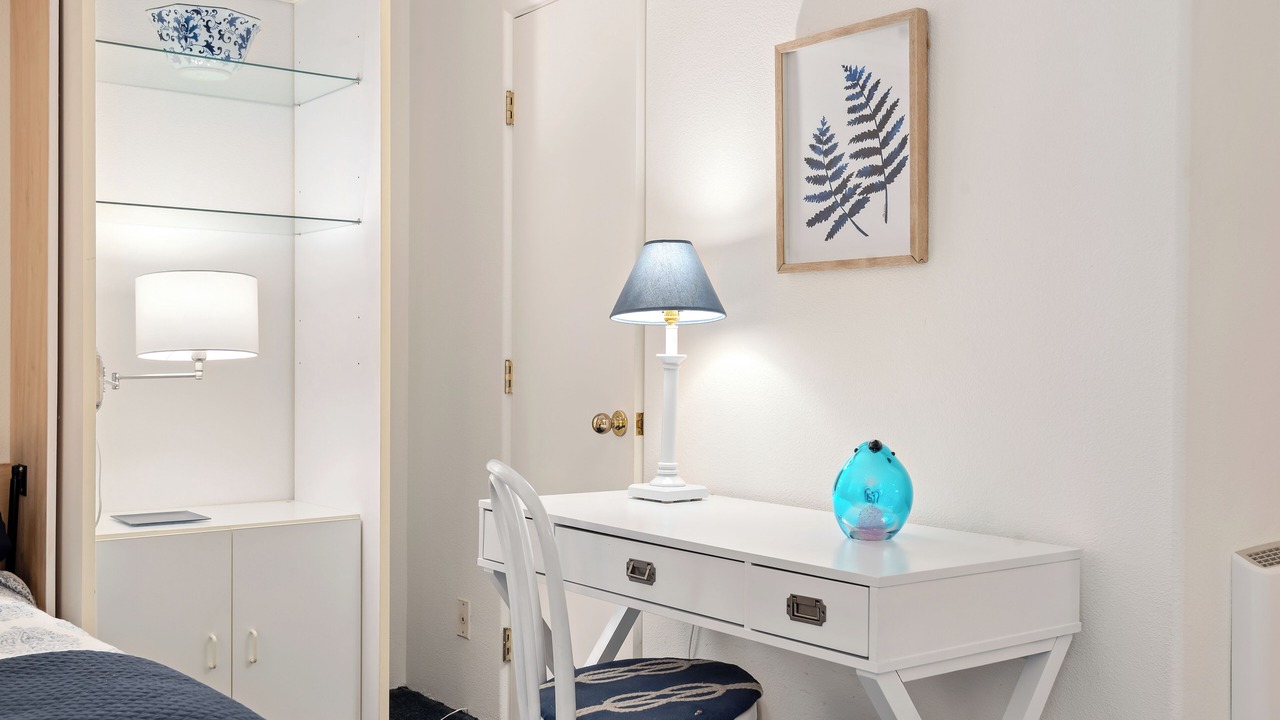 Photo of Bedroom in East Beach