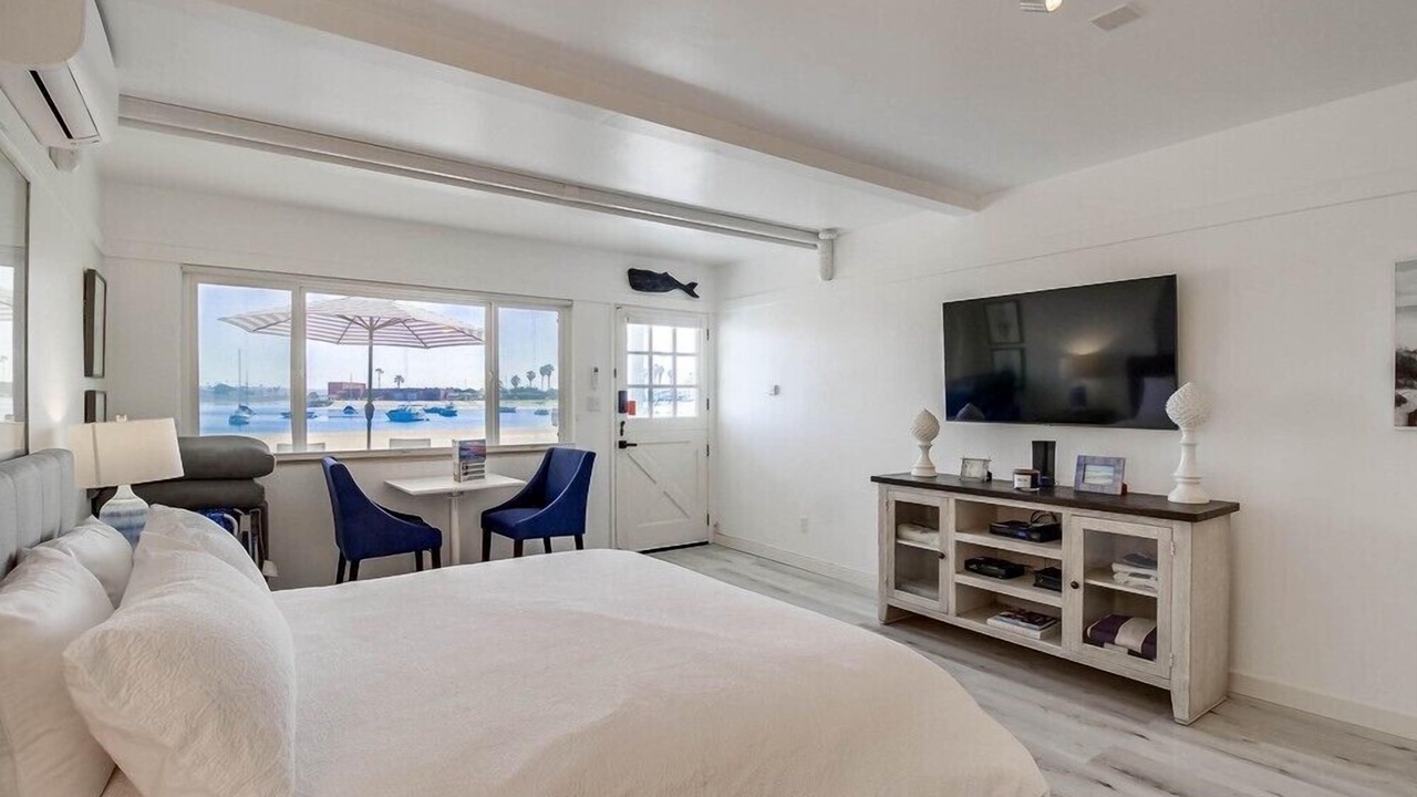 Photo of Bedroom in Central Mission Beach