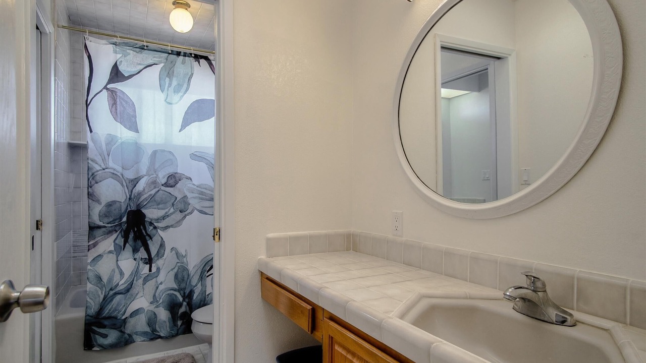 Photo of Bathroom in Hollister