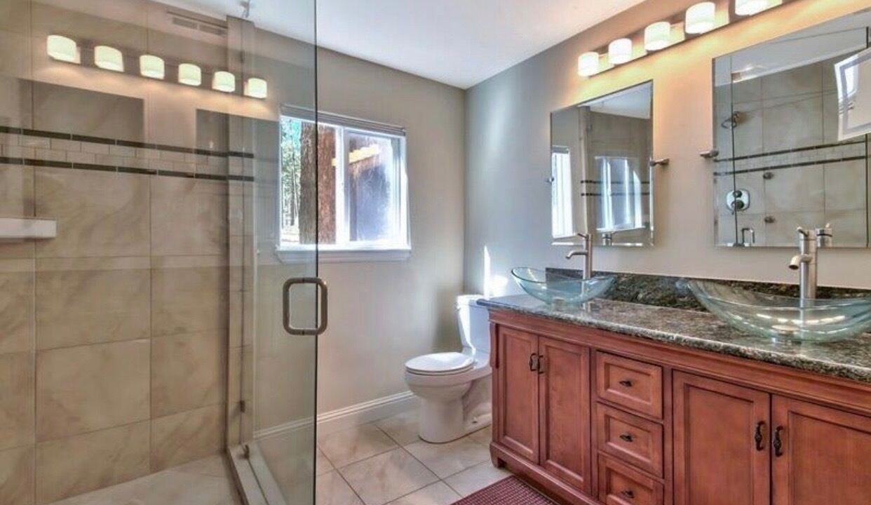 Photo of Bathroom in Pioneer Trail