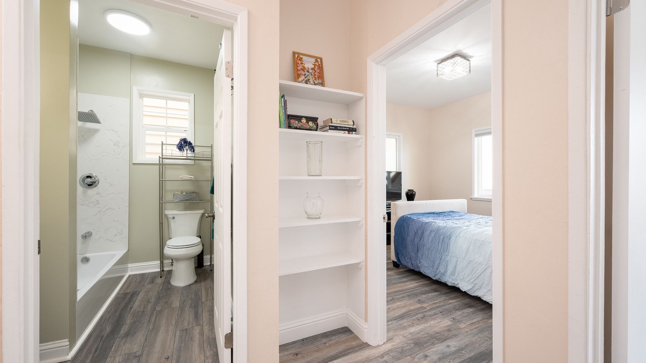Photo of Bedroom in Outer Sunset