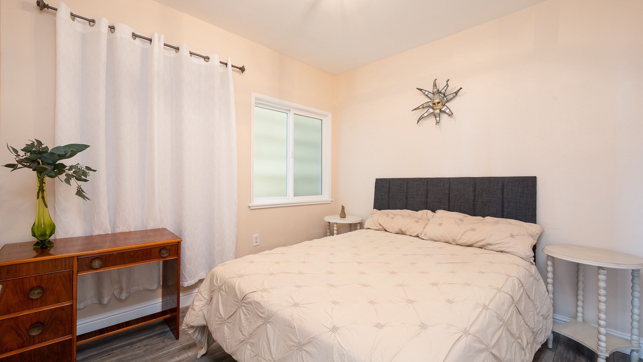 Photo of Bedroom in Outer Sunset