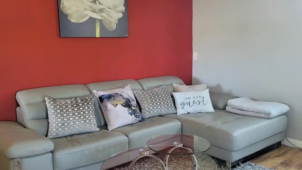 Photo of Livingroom in Evergreen Park