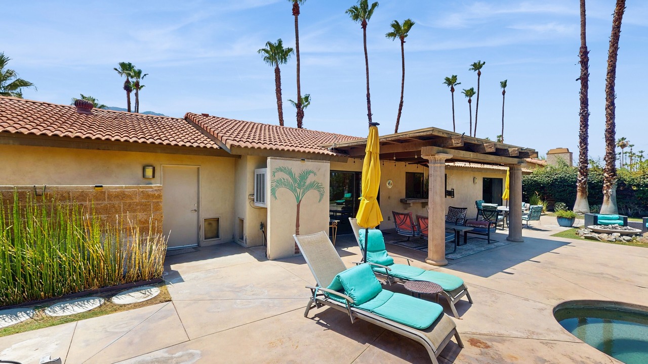 Photo of Patio Balcony in Araby