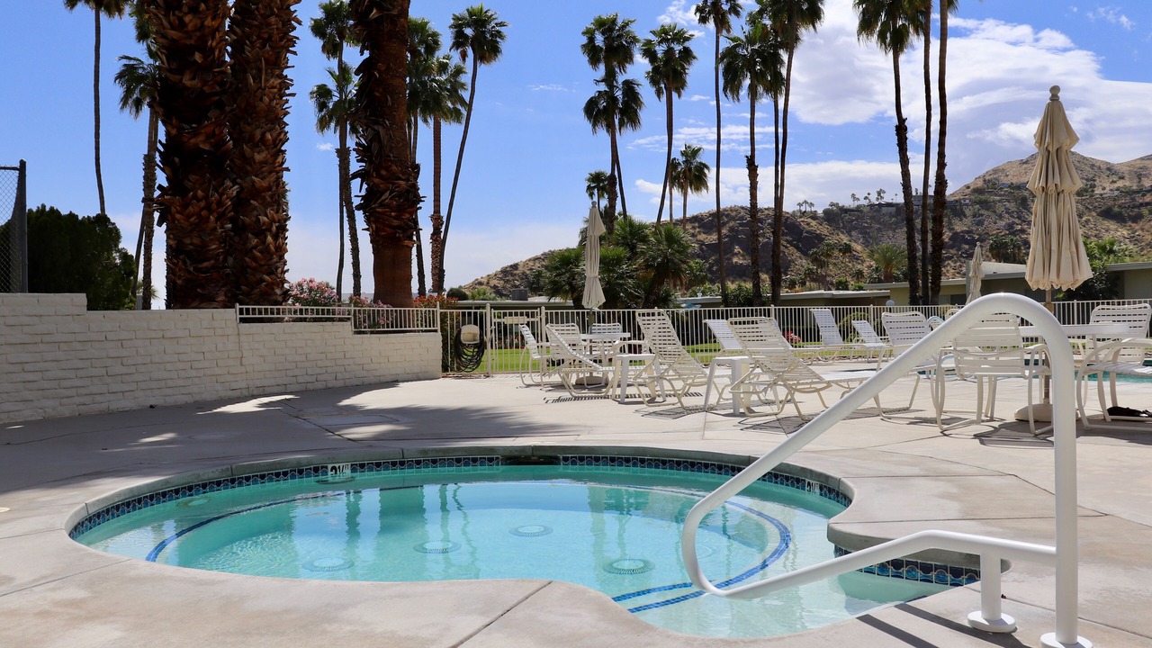 Photo of Outdoor in Araby Commons