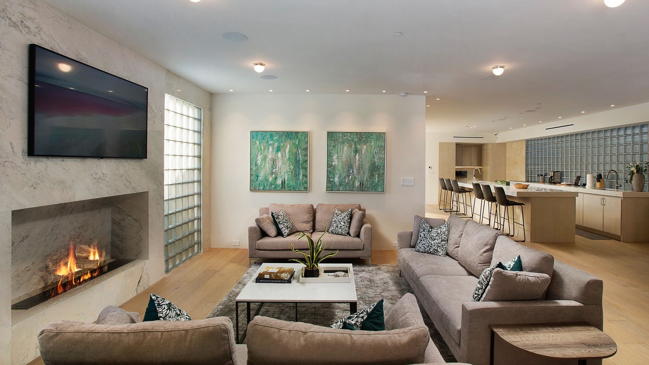 Photo of Livingroom in Beverly Grove