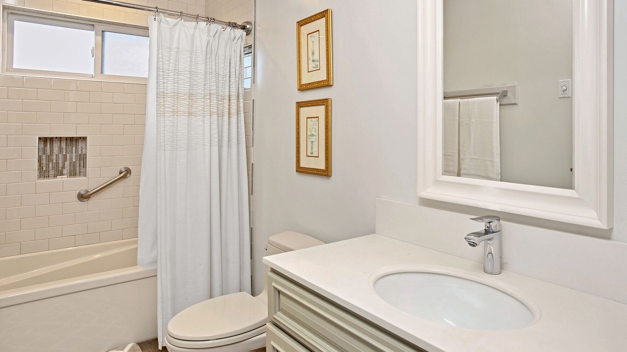 Photo of Bathroom in Stinson Beach