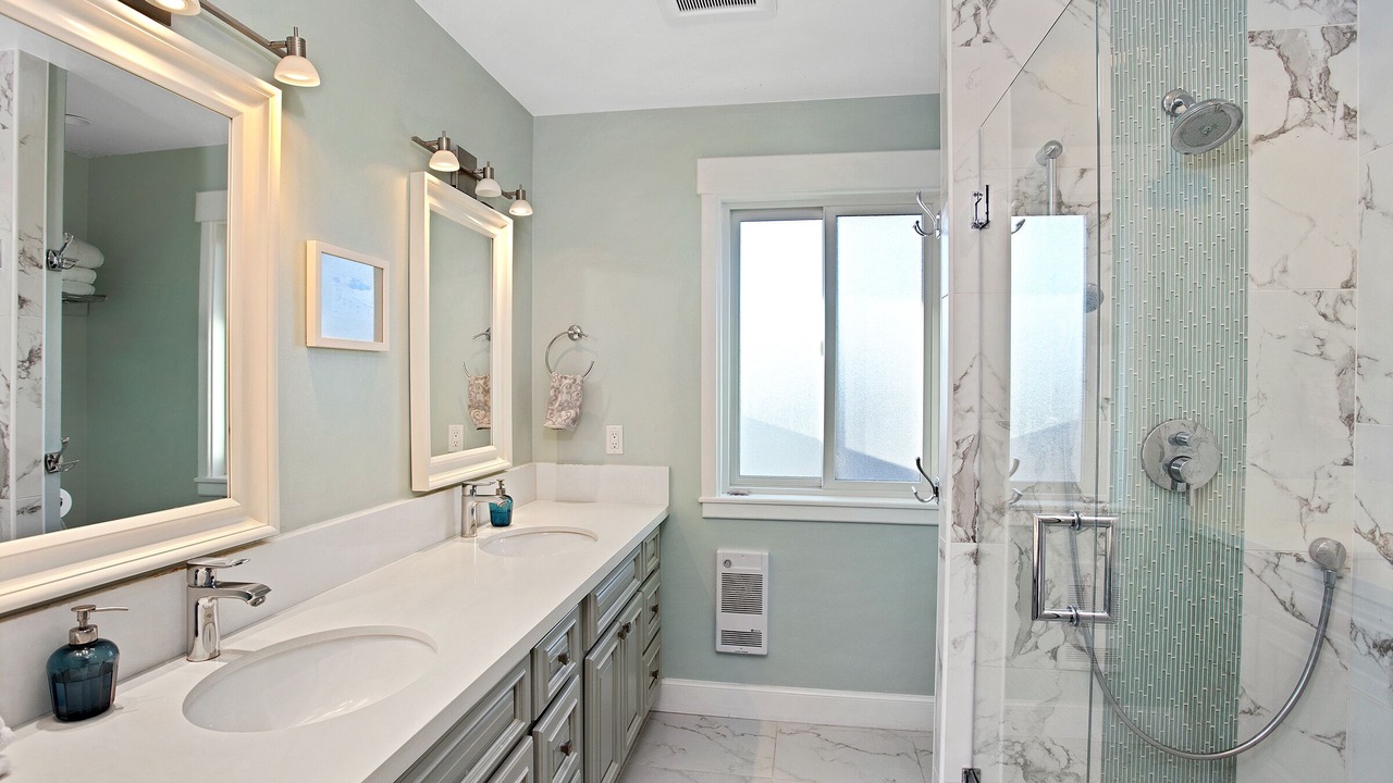 Photo of Bathroom in Stinson Beach