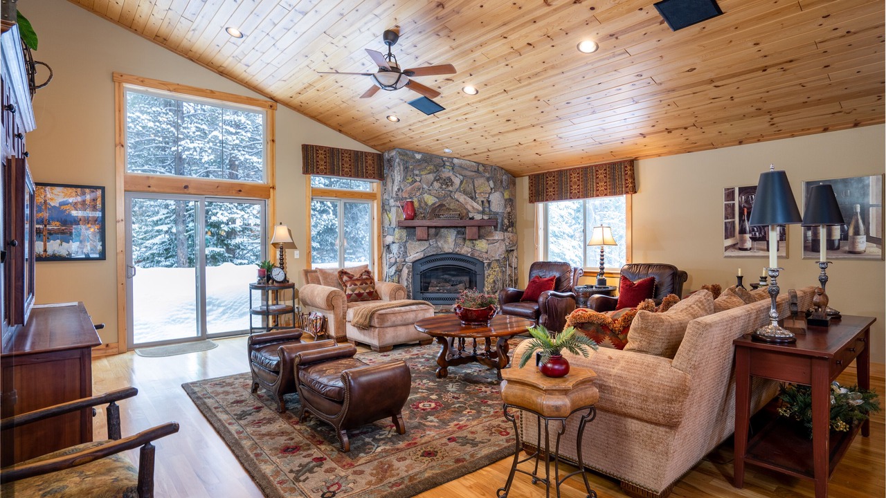 Photo of Livingroom in Truckee