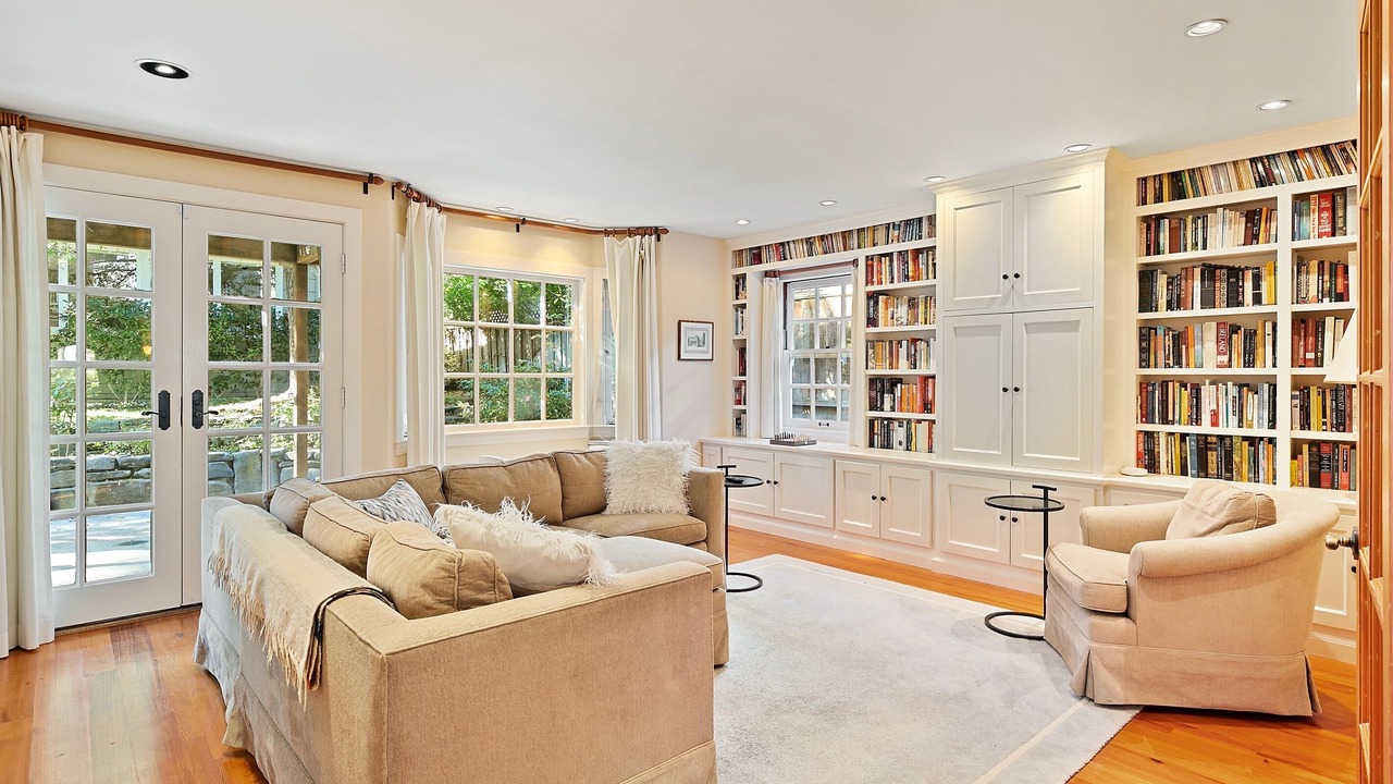 Photo of Bedroom in Stanford