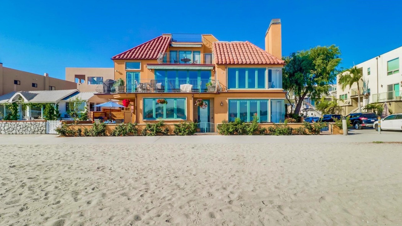 Photo of Others in Mission Beach