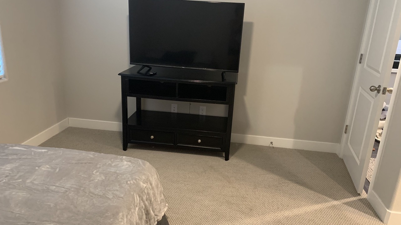 Photo of Bedroom in Raisin
