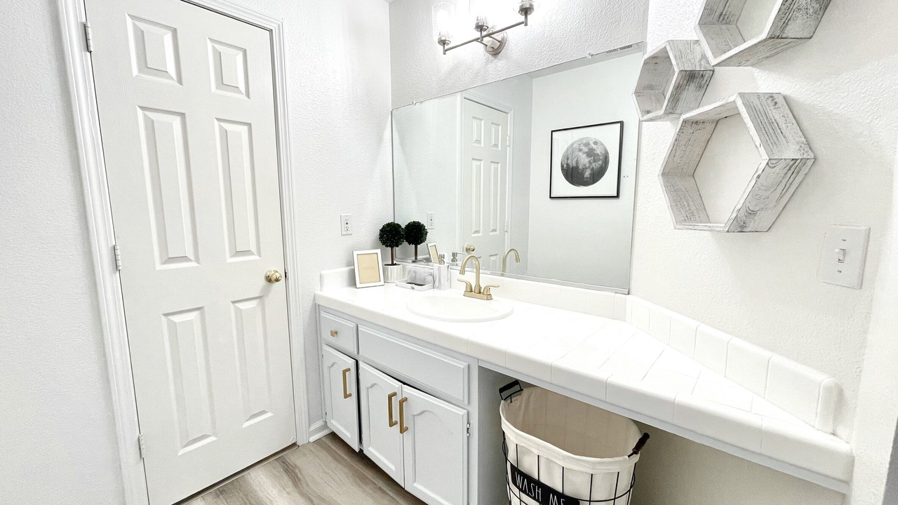 Photo of Bathroom in Oakhurst