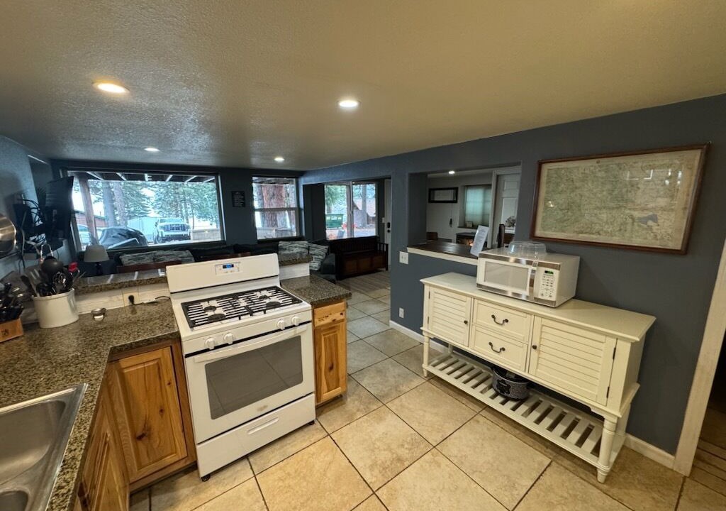 Photo of Kitchen in Peninsula Village