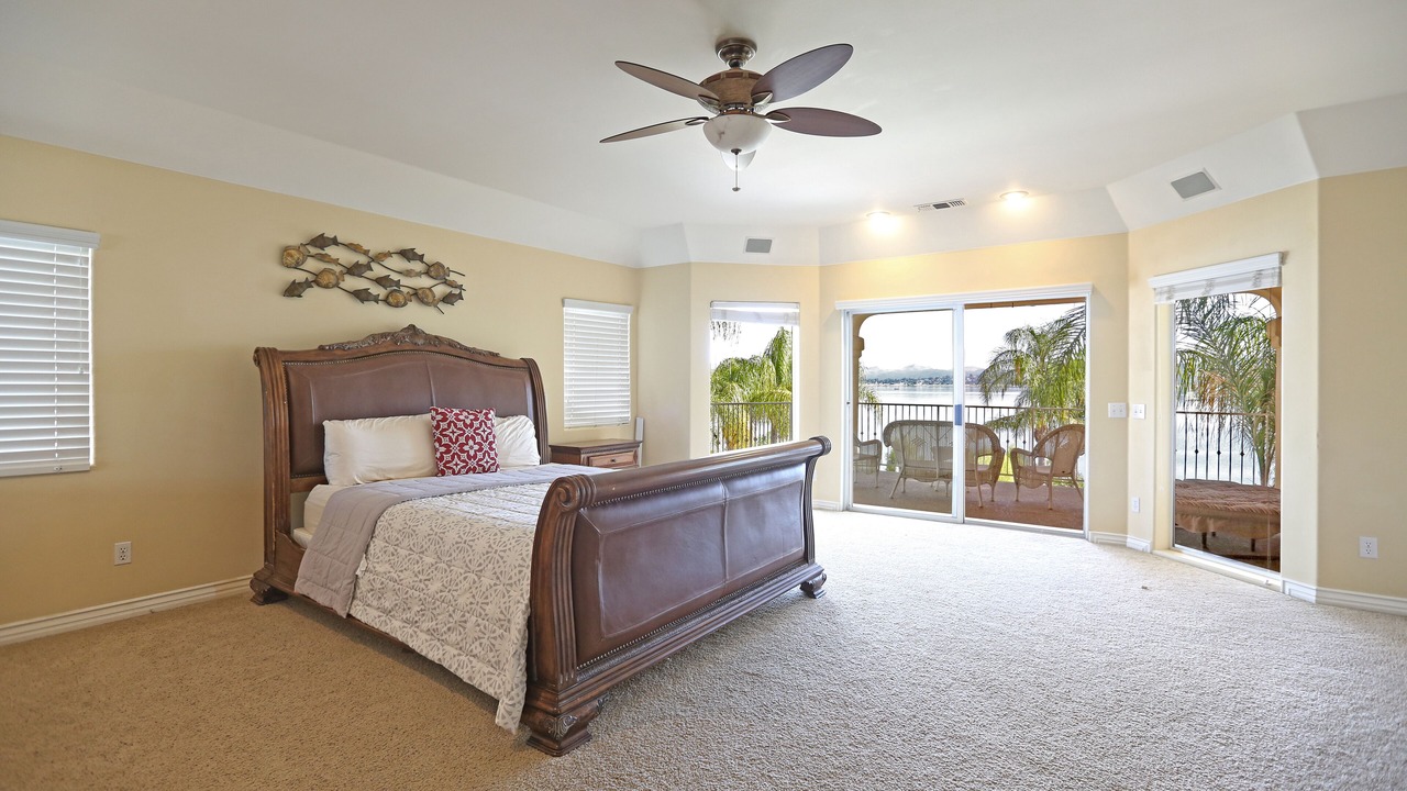 Photo of Outdoor in Lakeland Village
