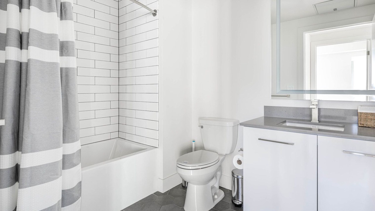Photo of Bathroom in Downtown Oakland