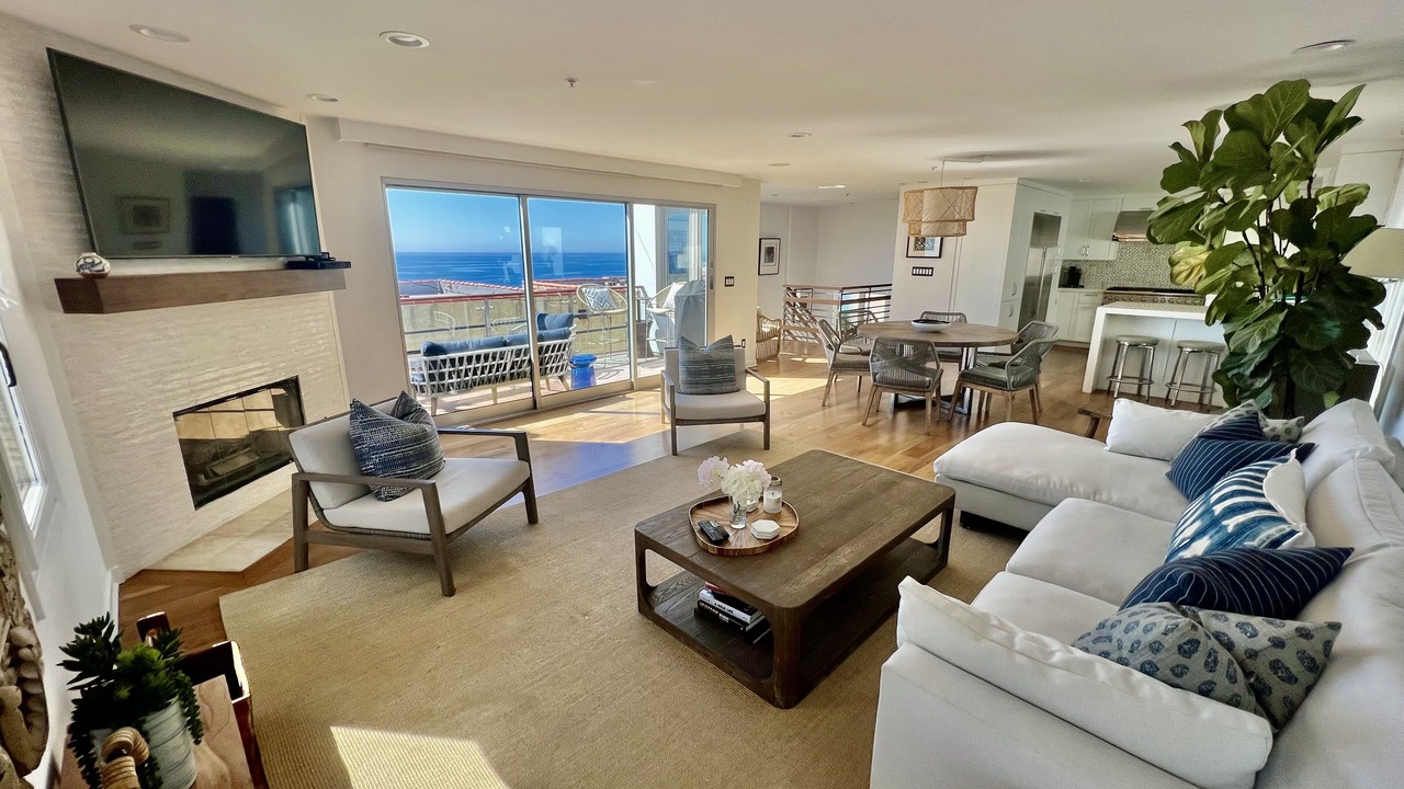Photo of Bedroom in Gas Lamp Section