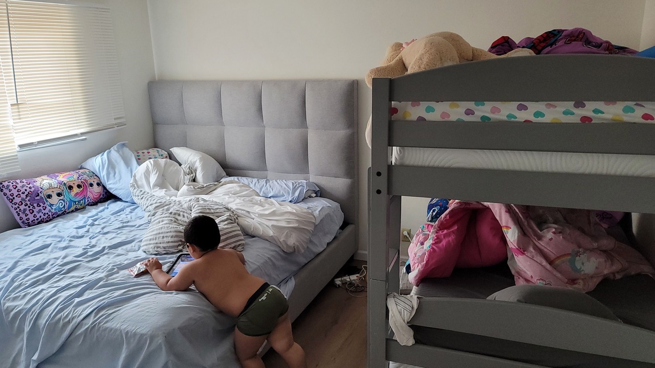 Photo of Bedroom in San Leandro
