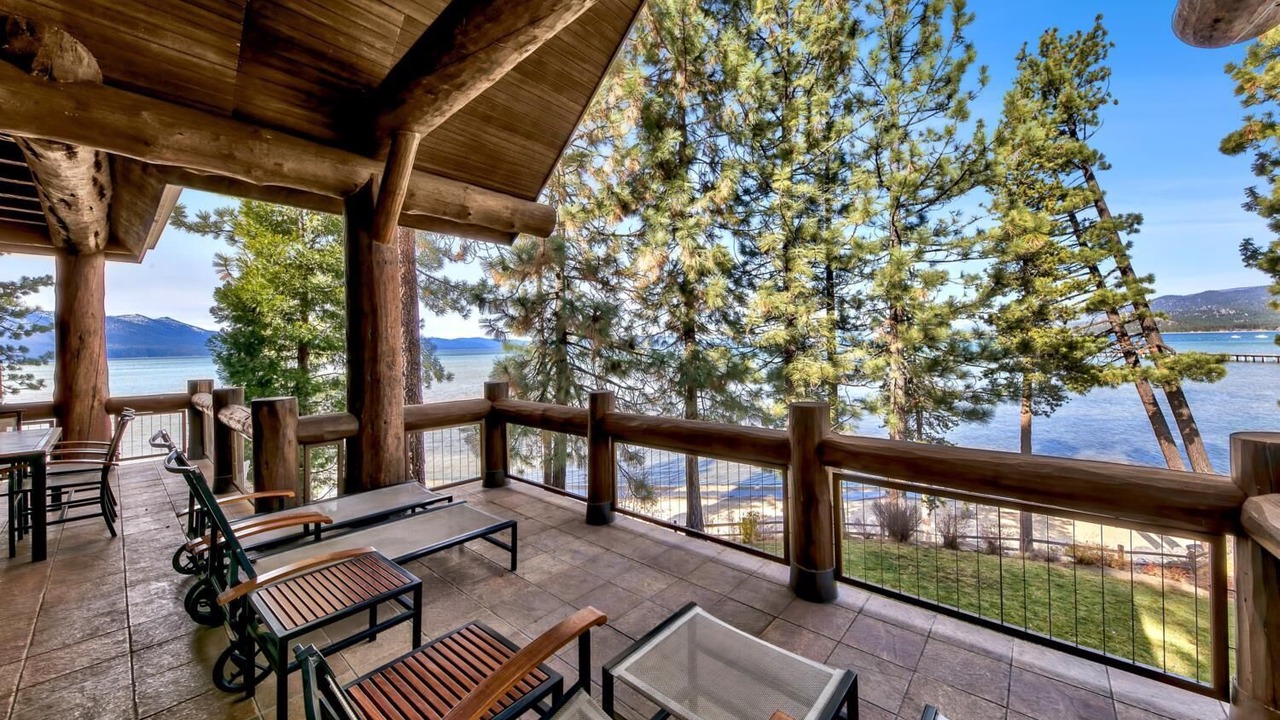 Photo of Patio Balcony in Sierra Shores