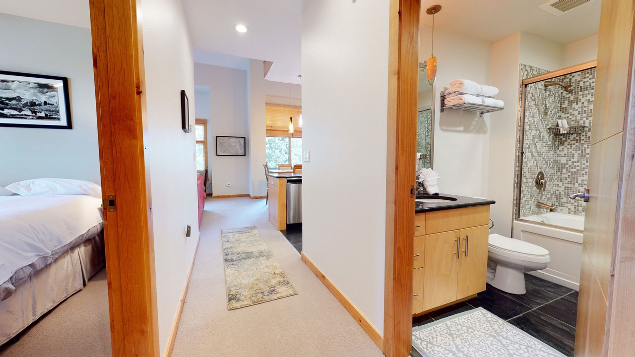 Photo of Bathroom in Mammoth Lakes