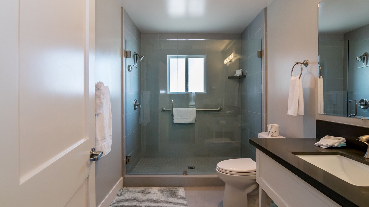 Photo of Bathroom in South Oceanside